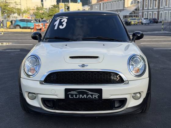 MINI COOPER 1.6 S 16V TURBO GASOLINA 2P AUTOMÁTICO MINI COOPER 1.6 S 16V TURBO GASOLINA 2P AUTOMÁTICO
